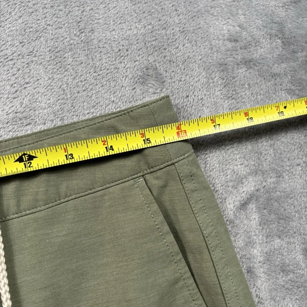 Faherty Shorts Mens 30 Green All Day Hybrid Quick Dry Stretch Drawstring MSC0007